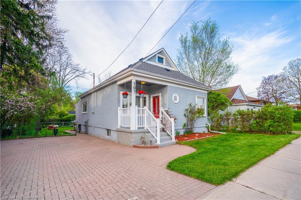 197 Fennell Avenue E Property Photo 1