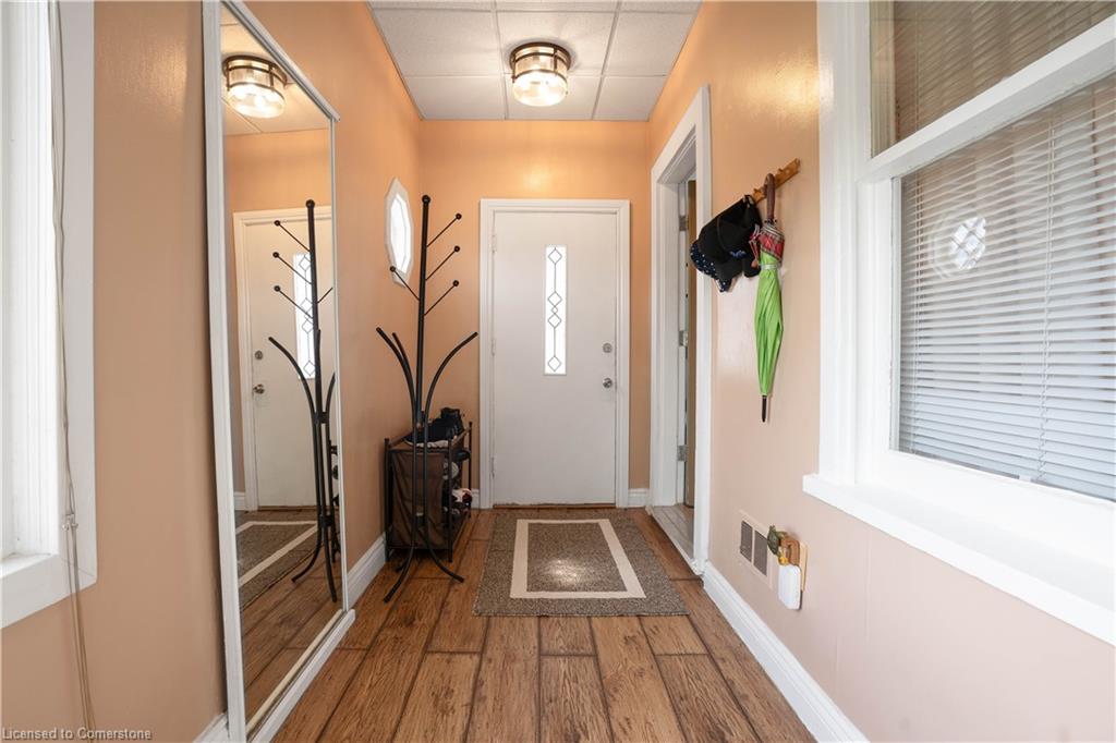197 Fennell Avenue E Property Photo 6
