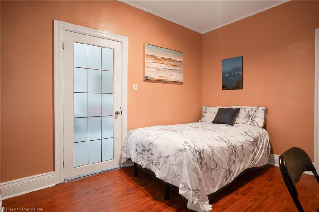 197 Fennell Avenue E Property Photo 11