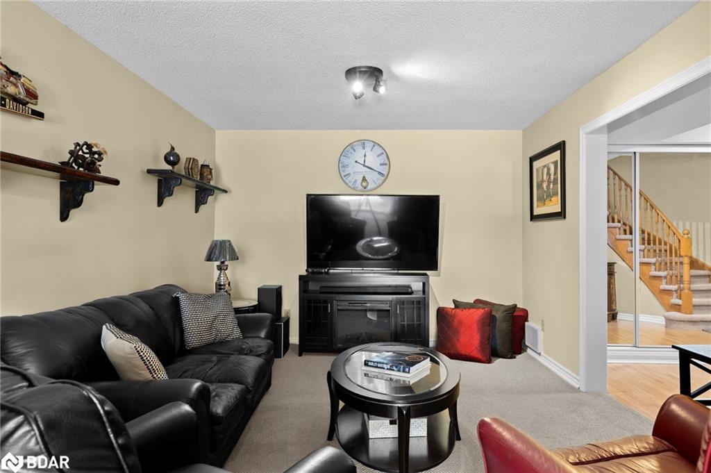 292 Leacock Drive Property Photo 31