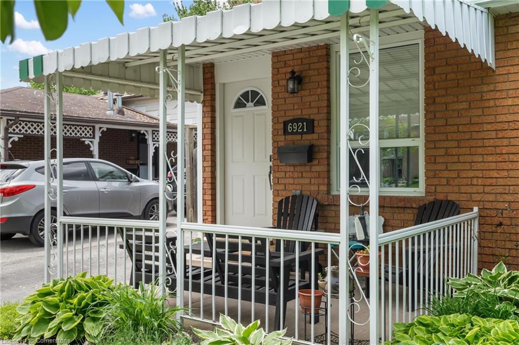 6921 Waters Avenue Property Photo 3