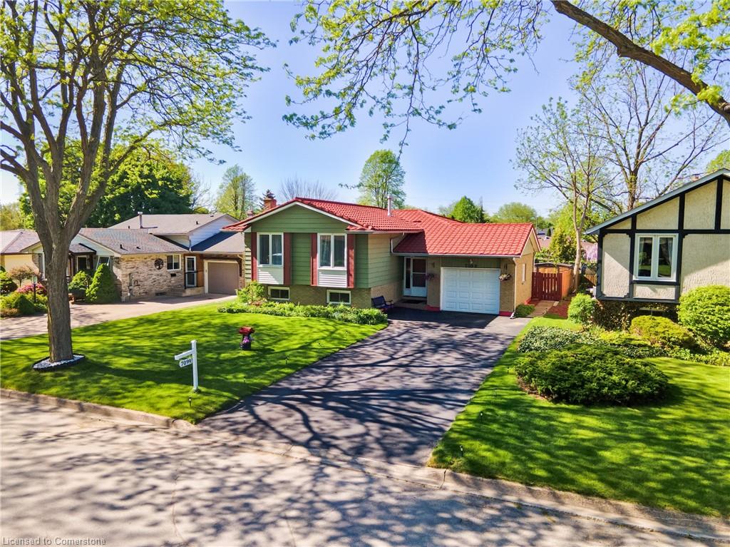 7099 Rosseau Place Property Photo 1