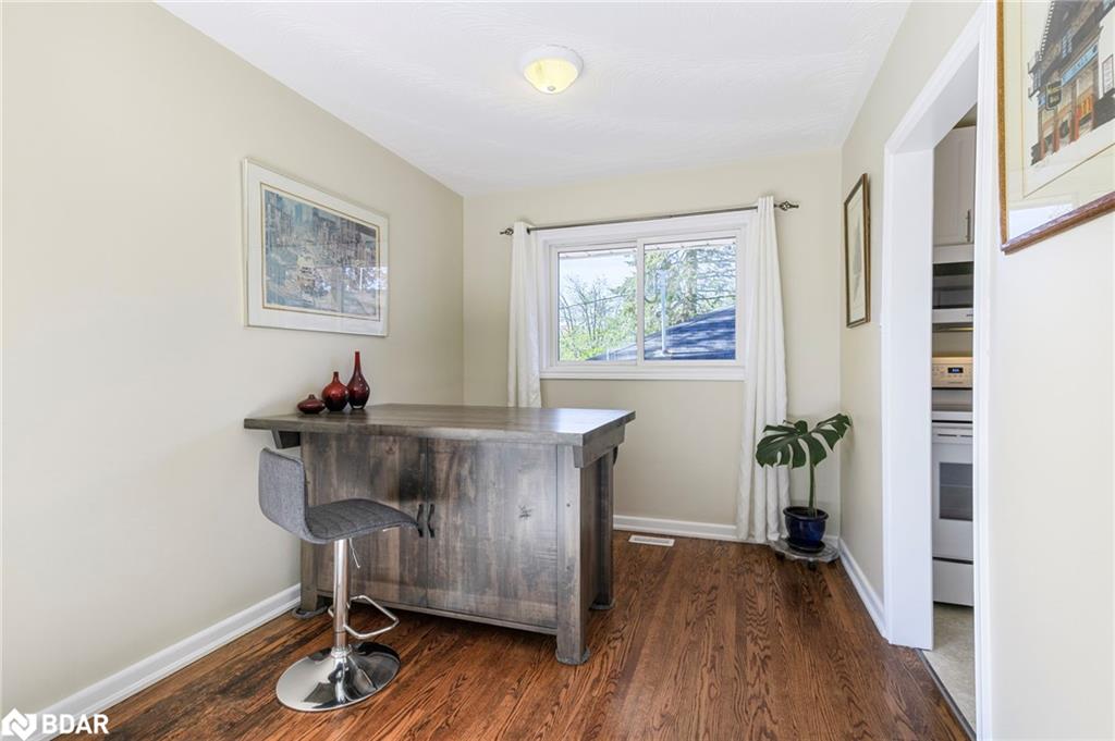 90 Johnson Street Property Photo 10