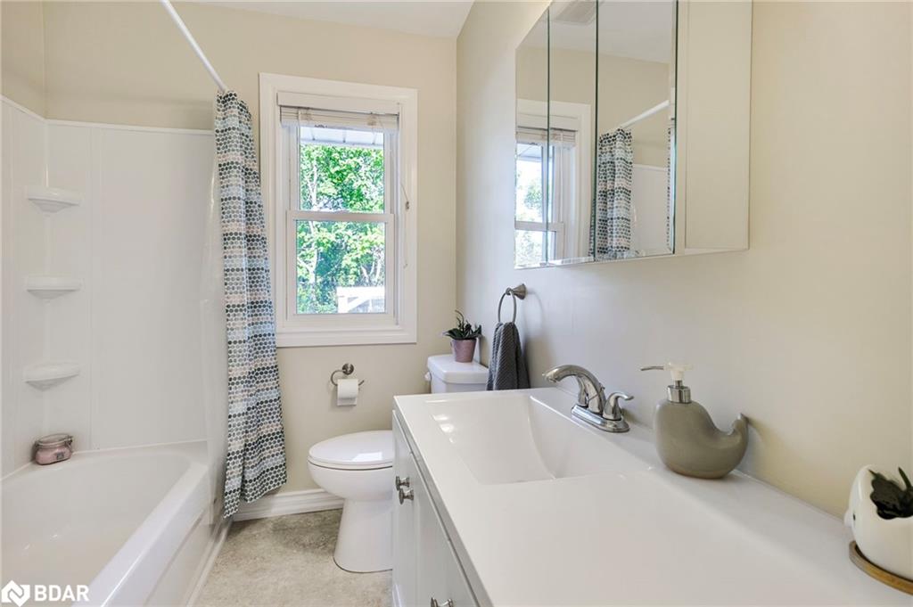 90 Johnson Street Property Photo 17