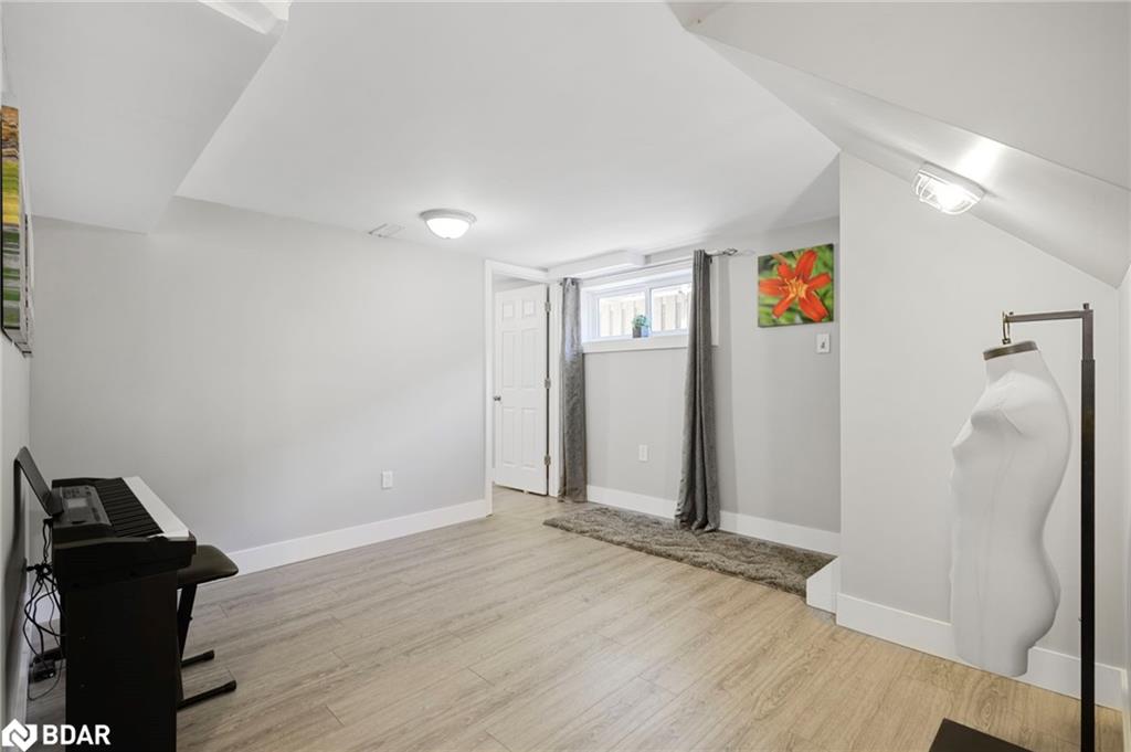 90 Johnson Street Property Photo 20