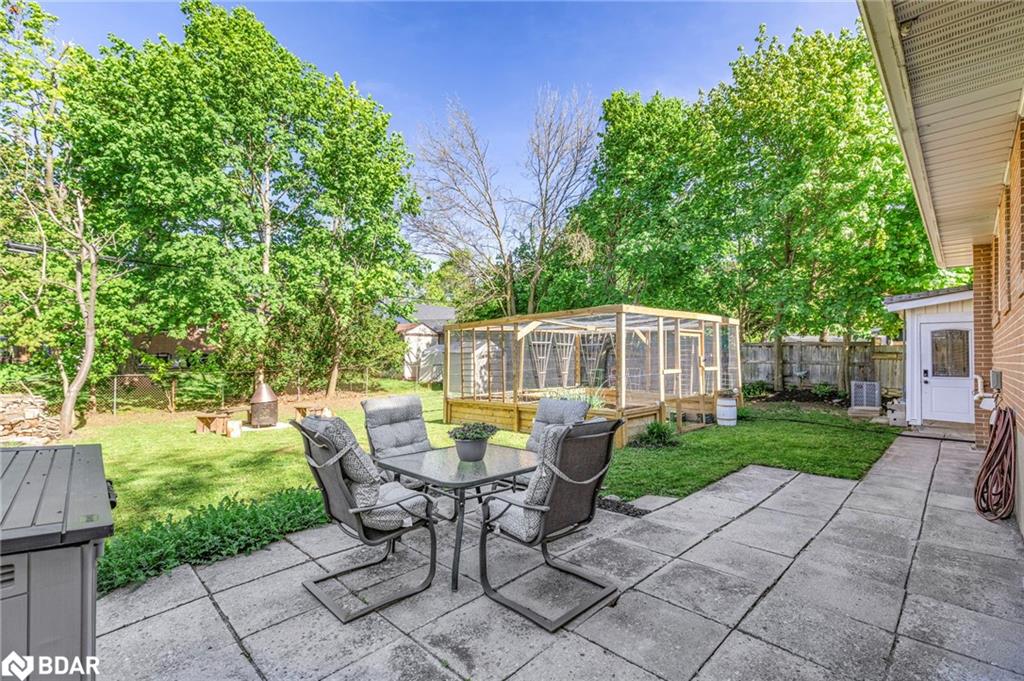 90 Johnson Street Property Photo 33