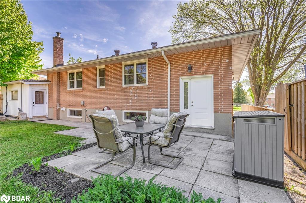 90 Johnson Street Property Photo 38