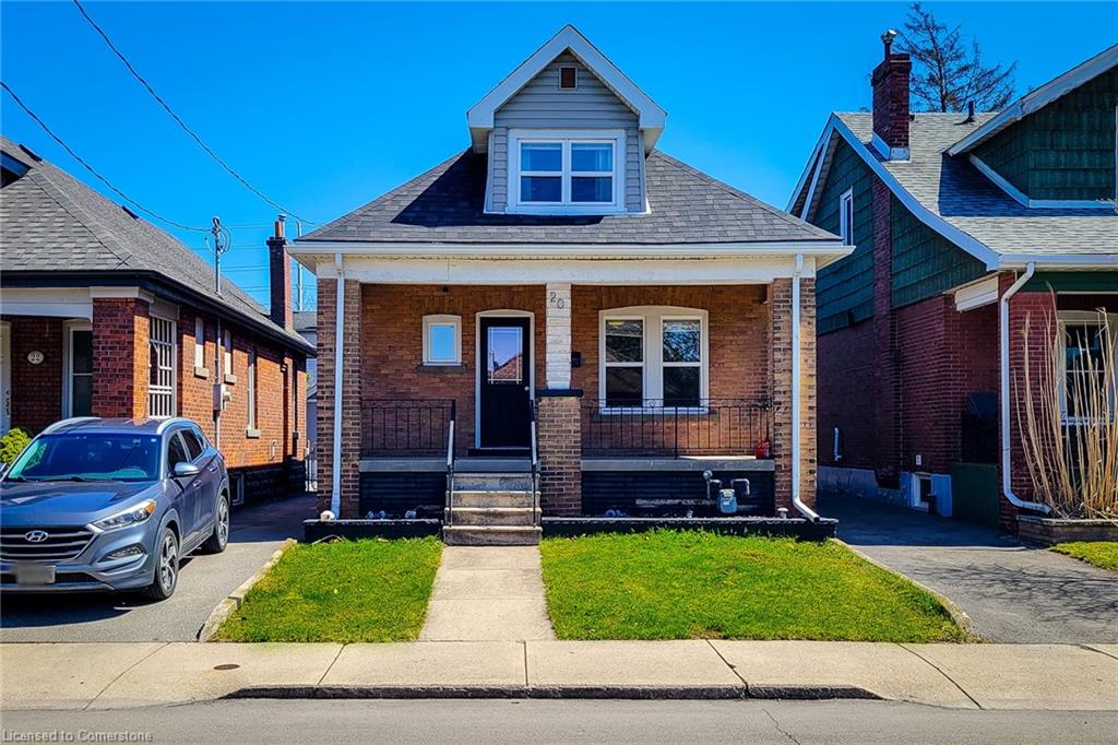 20 Connaught Avenue N Property Photo 1
