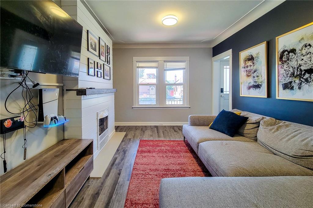 20 Connaught Avenue N Property Photo 21