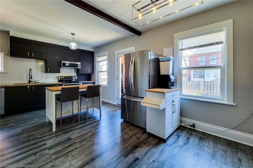 20 Connaught Avenue N Property Photo 29