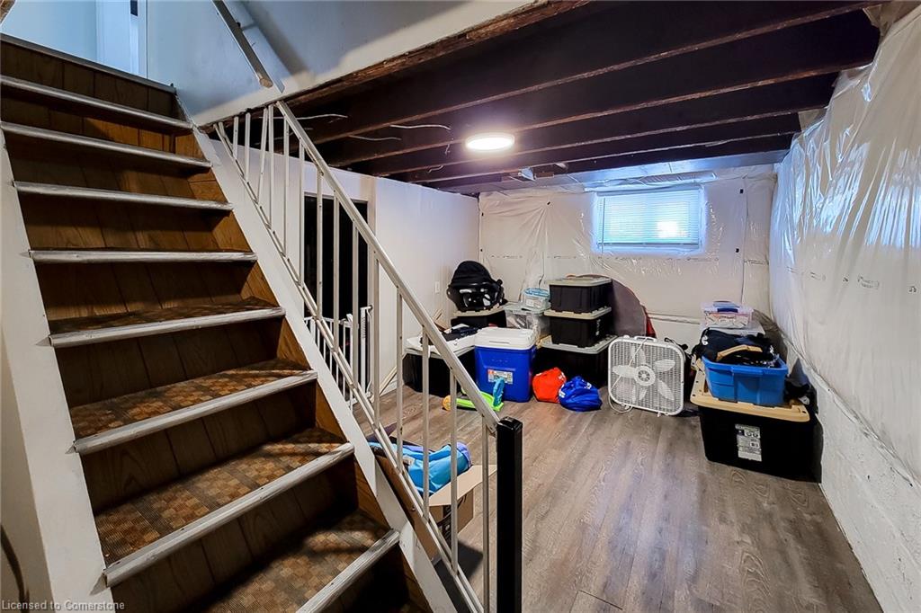 20 Connaught Avenue N Property Photo 46