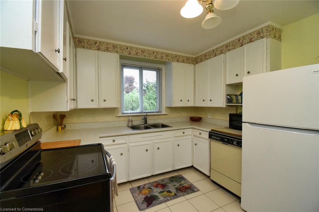 9 Carene Avenue Property Photo 8
