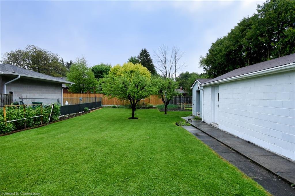 9 Carene Avenue Property Photo 29