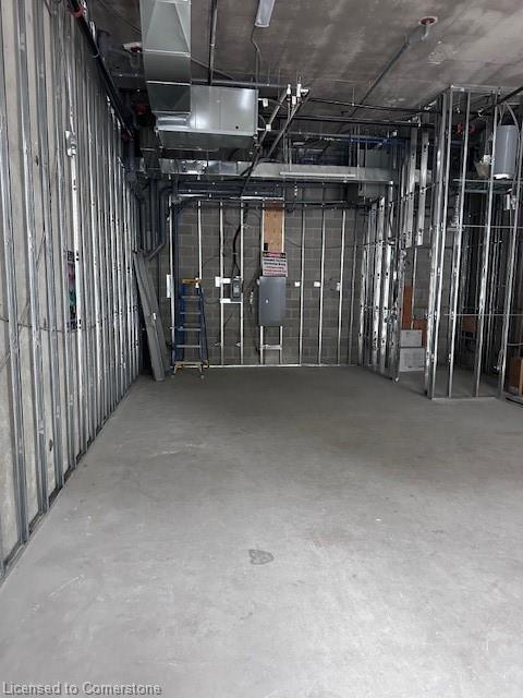 111-2060 Lakeshore Road Property Photo 5