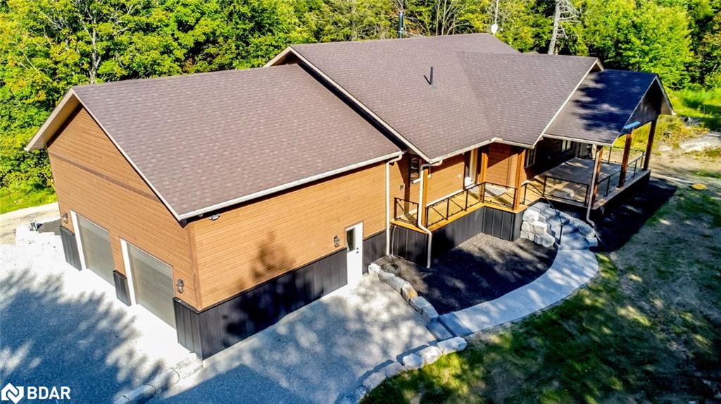 4571 Aspdin Road Property Photo 2