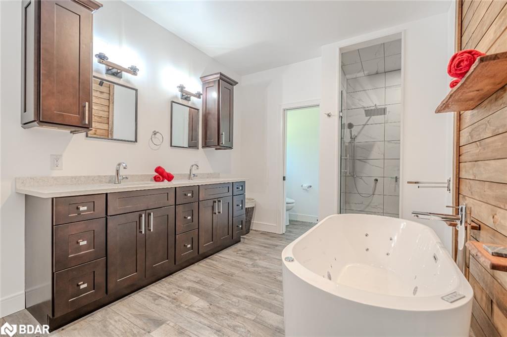4571 Aspdin Road Property Photo 12