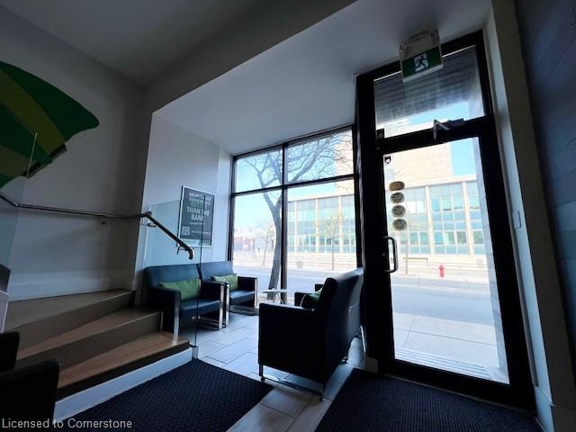 D-59 John Street S Property Photo 7