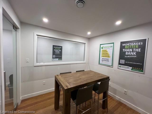 59 John Street S Property Photo 11