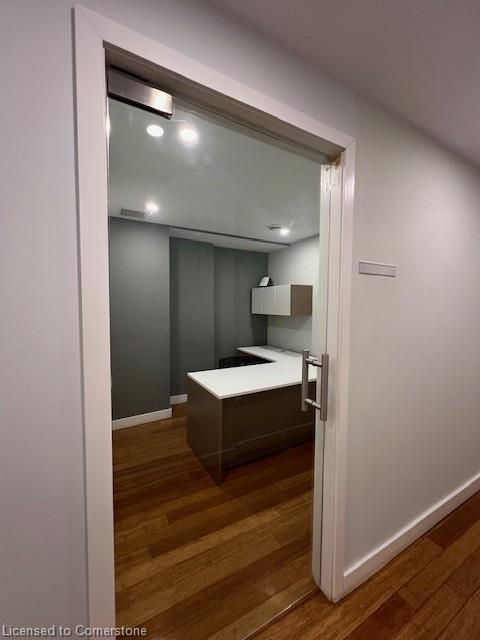 59 John Street S Property Photo 15
