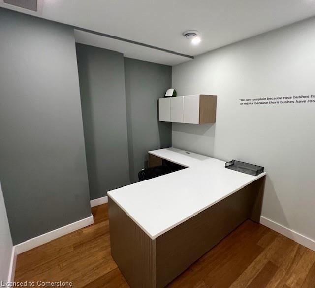 59 John Street S Property Photo 19