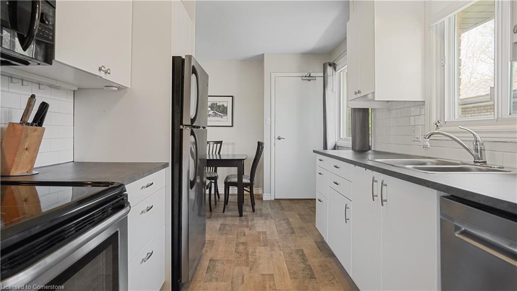 45 Bond Street Property Photo 8