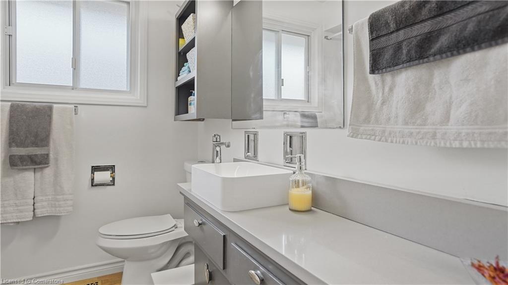 45 Bond Street Property Photo 16