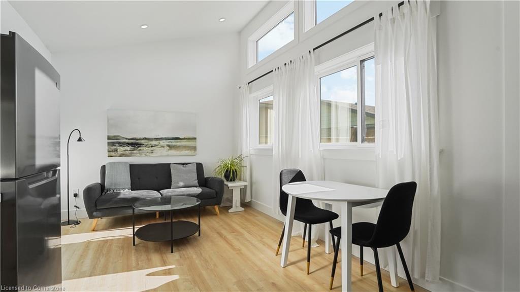 45 Bond Street Property Photo 22