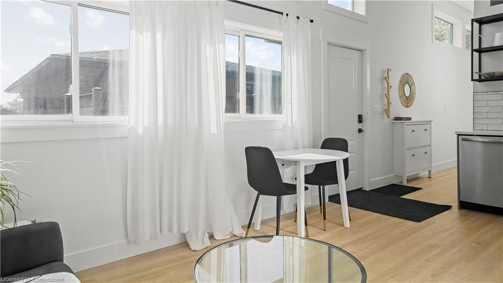 45 Bond Street Property Photo 24
