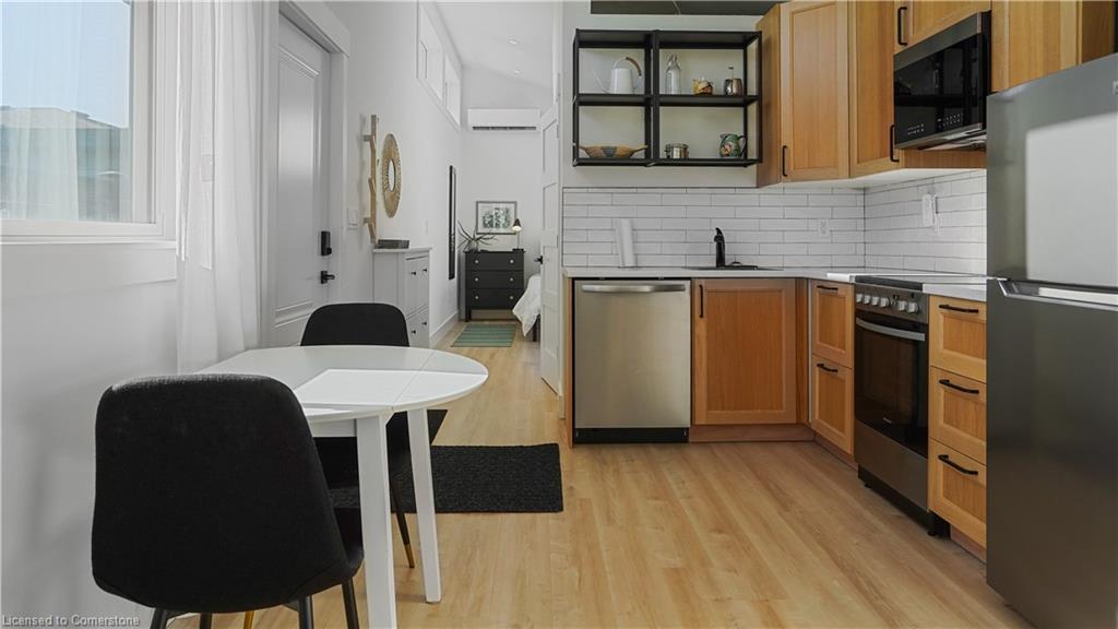 45 Bond Street Property Photo 25