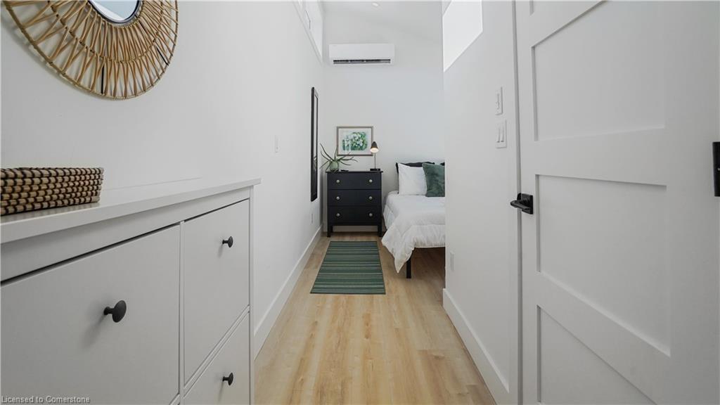 45 Bond Street Property Photo 27