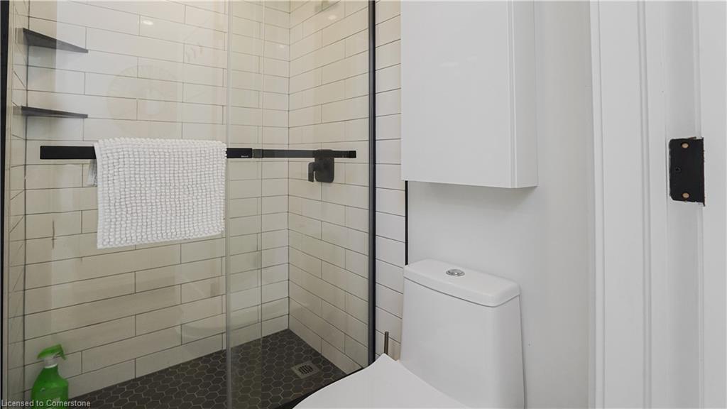 45 Bond Street Property Photo 28