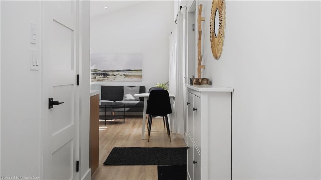 45 Bond Street Property Photo 33
