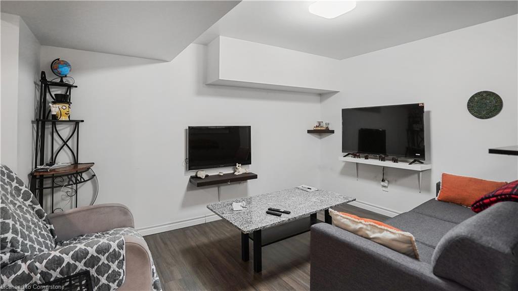 45 Bond Street Property Photo 36