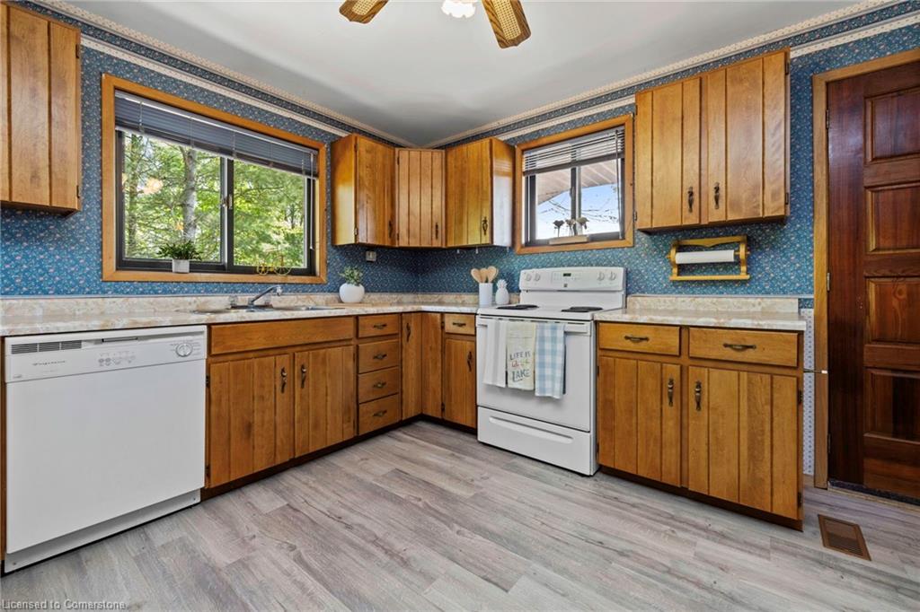 37 Dockside Drive Property Photo 6