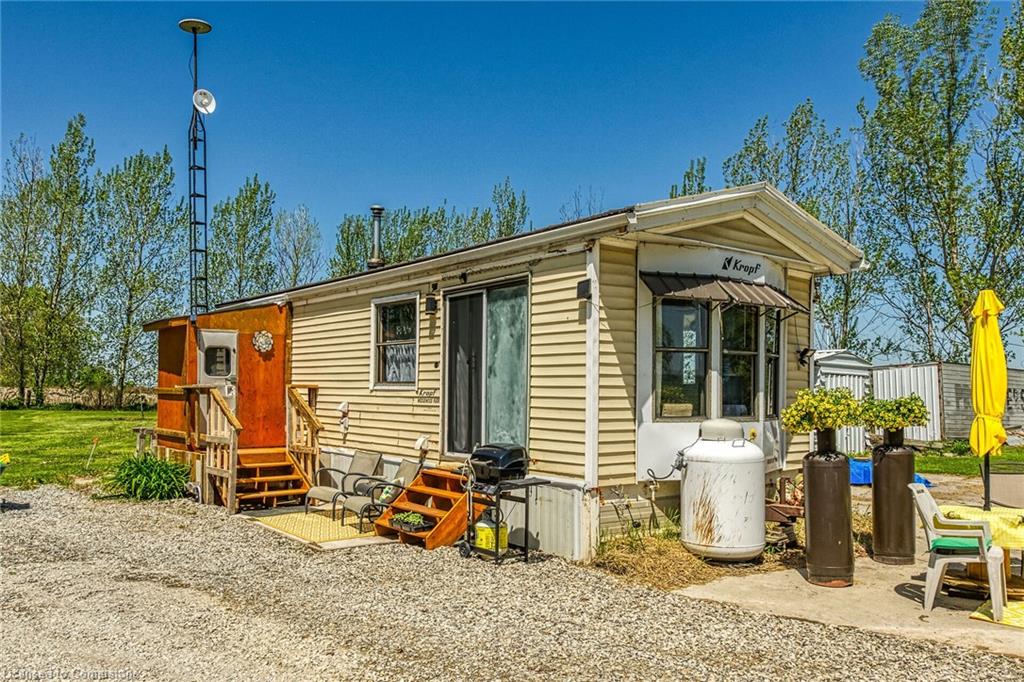 199 Dickhout Road Property Photo 7