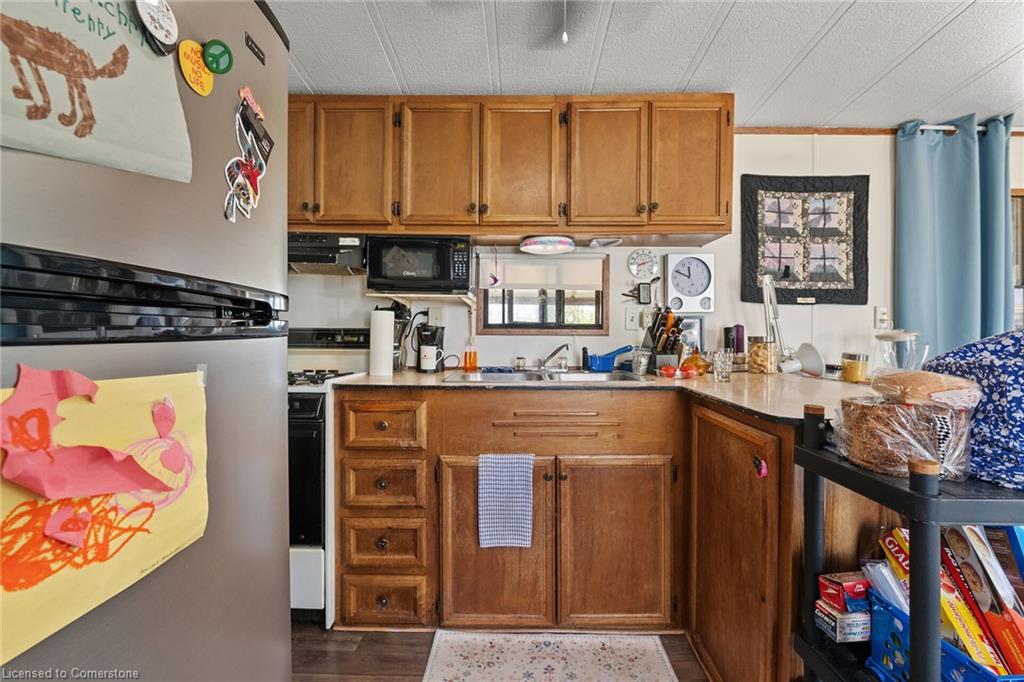 199 Dickhout Road Property Photo 12
