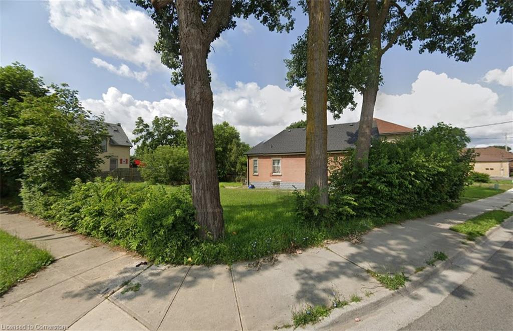 637 Hamilton Road Property Photo 2
