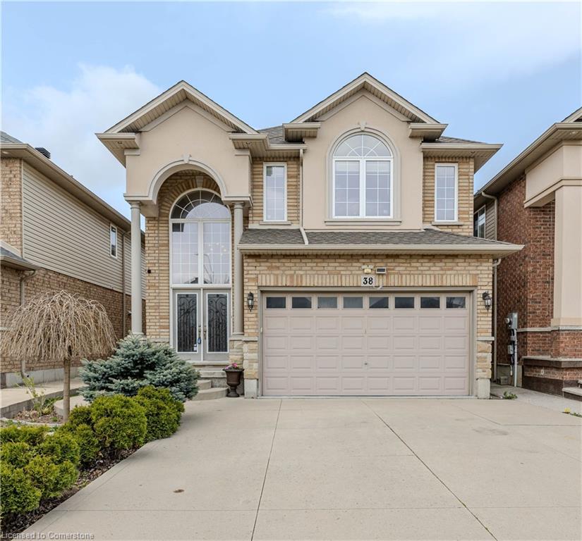 38 Assisi Street Property Photo 1
