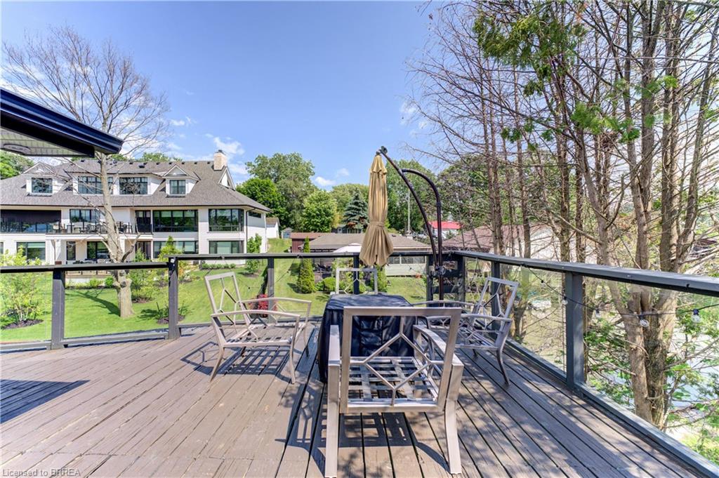 52 River Drive Property Photo 4