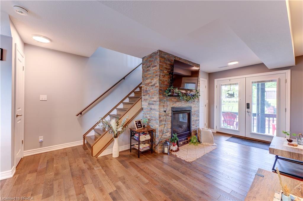 52 River Drive Property Photo 10