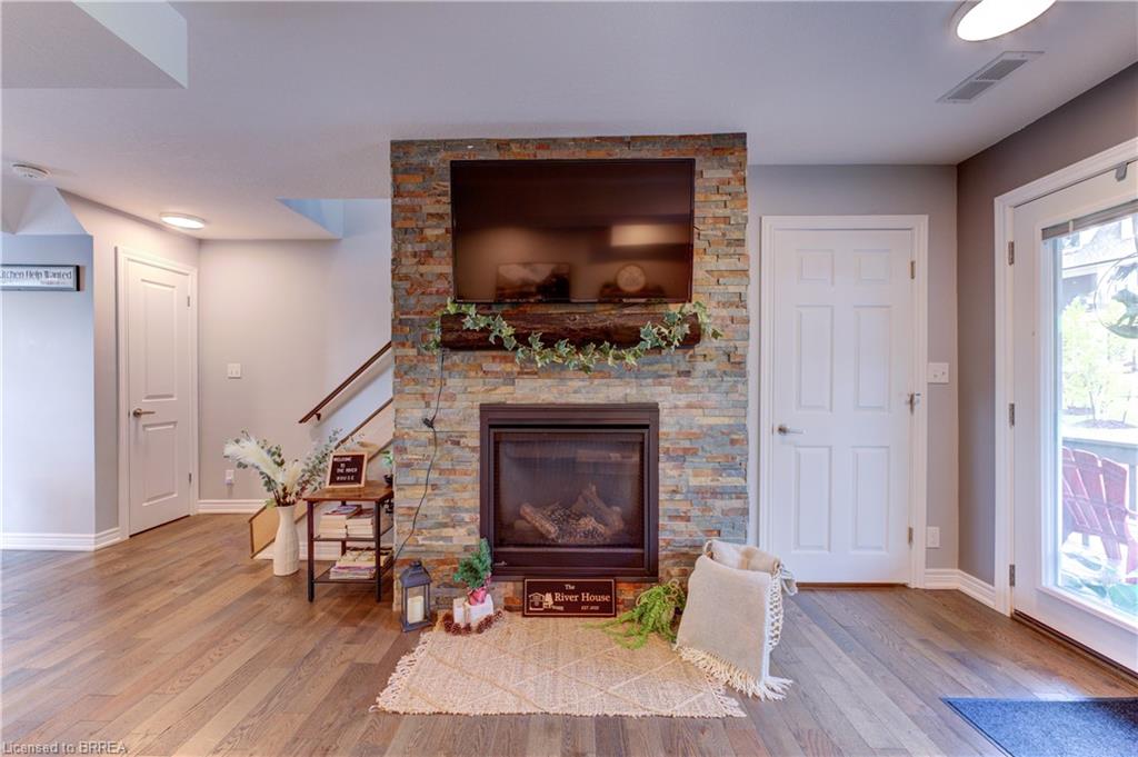 52 River Drive Property Photo 14