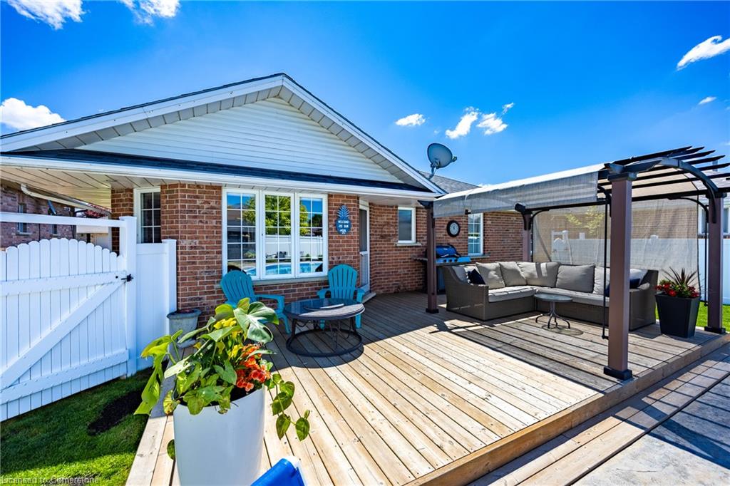 6 Viola Court Property Photo 4