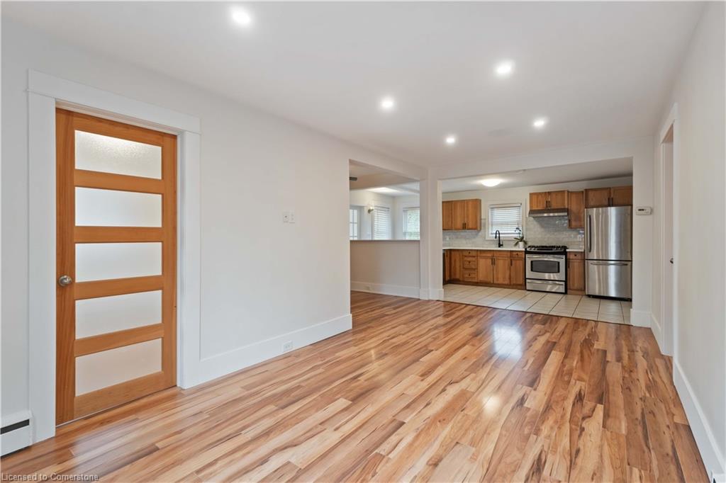 543 Vine Street Property Photo 4