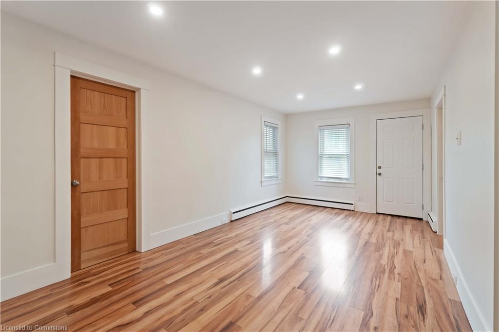 543 Vine Street Property Photo 5