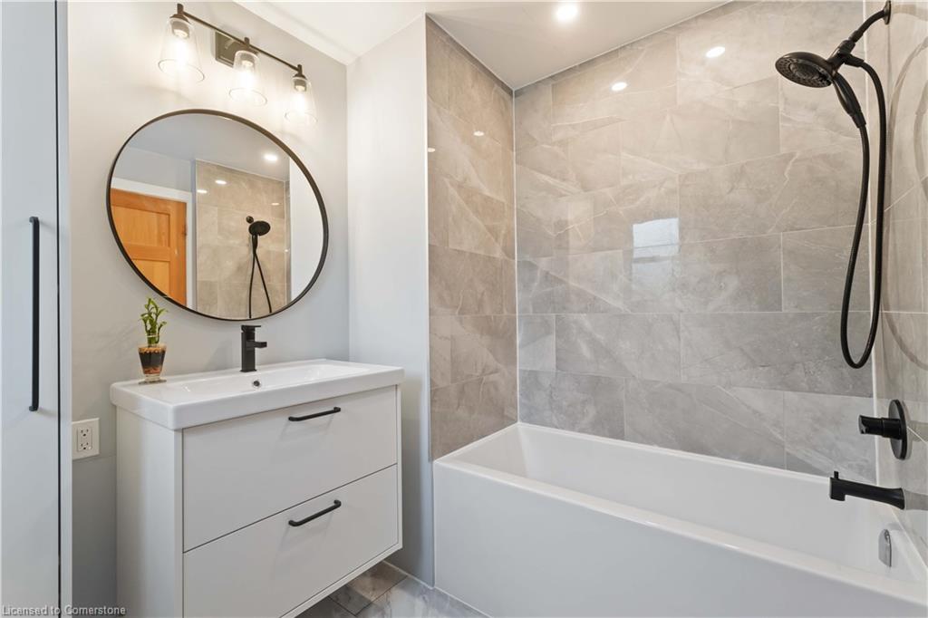 543 Vine Street Property Photo 25