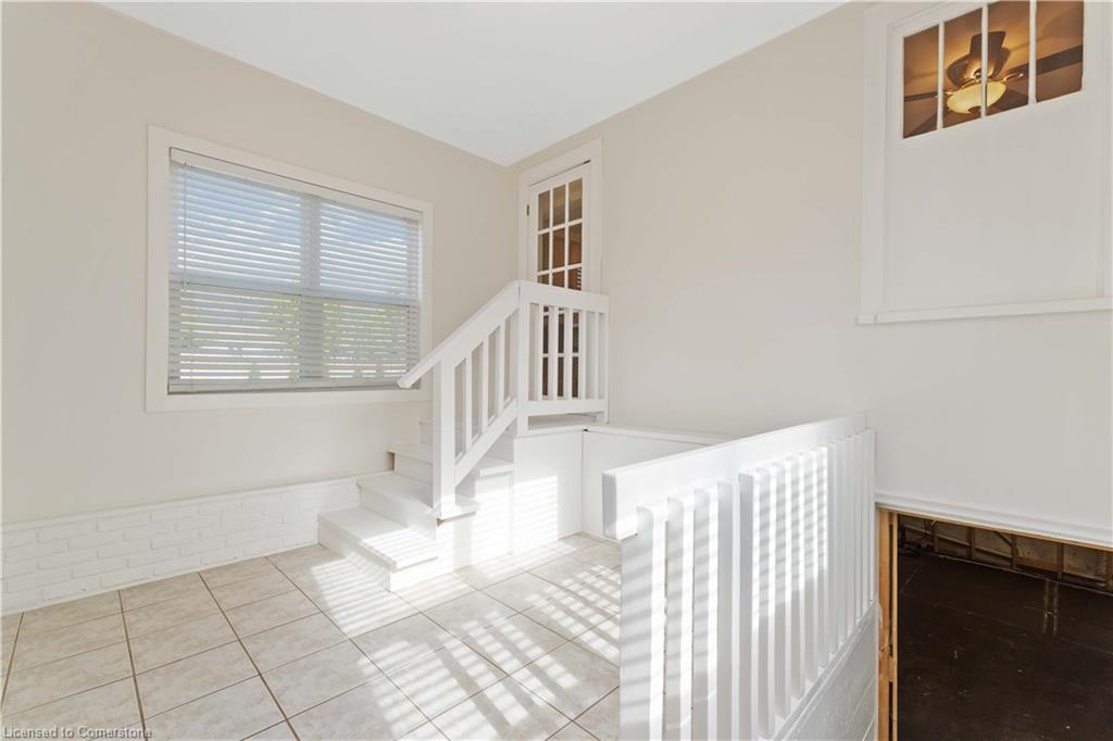 543 Vine Street Property Photo 27