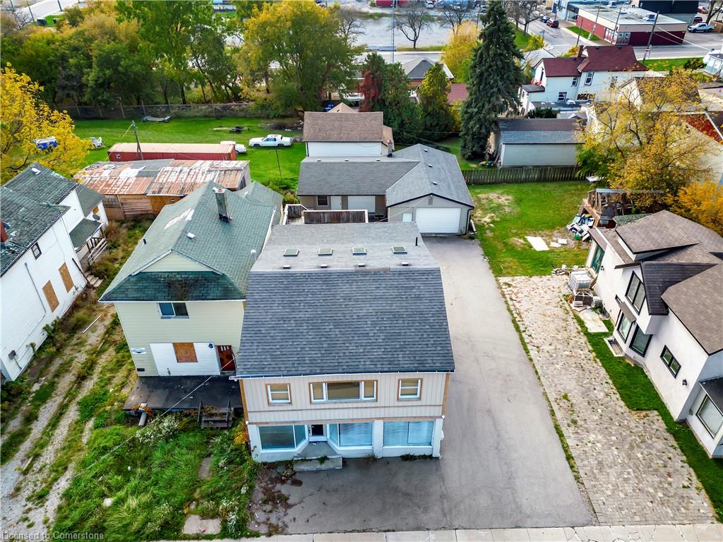 4528 Bridge Street Property Photo 4
