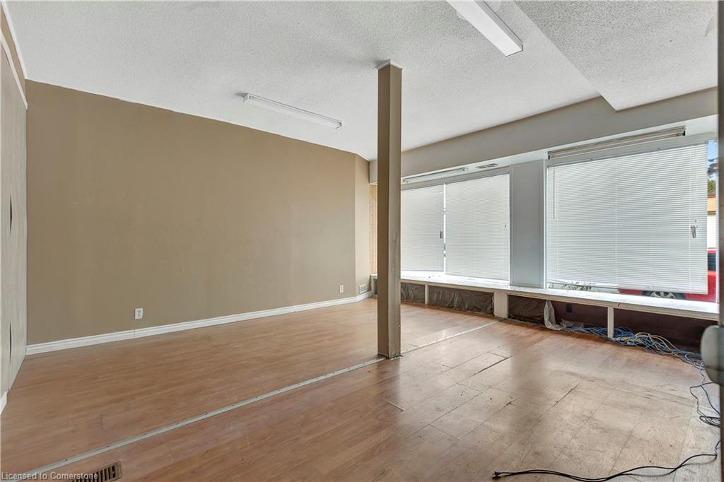 4528 Bridge Street Property Photo 11