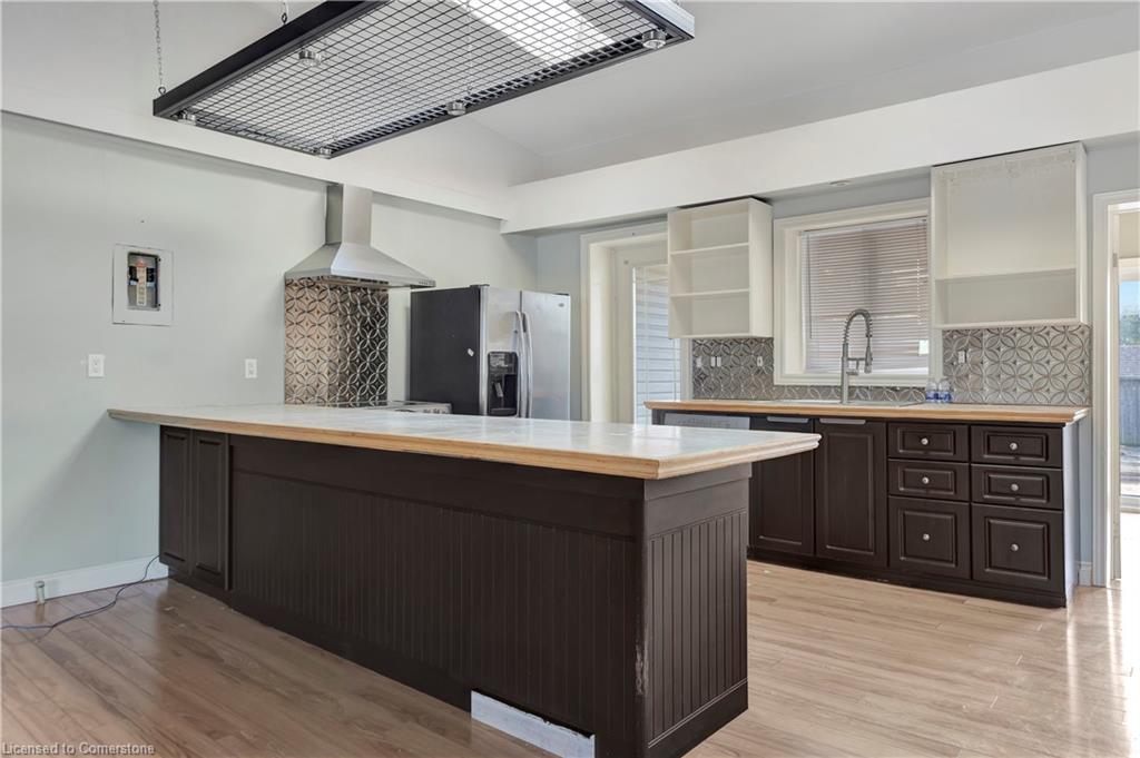 4528 Bridge Street Property Photo 19