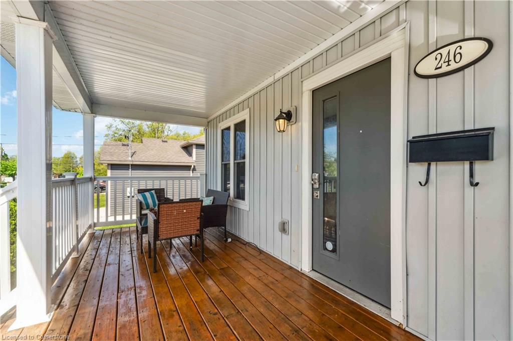 246 Martin Street Property Photo 5
